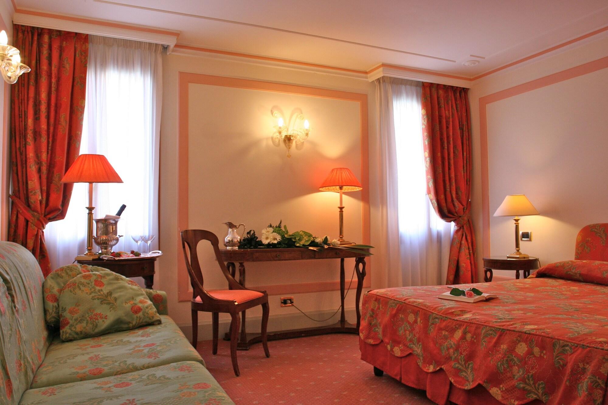 Hotel Arlecchino Venetië Buitenkant foto